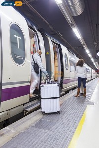 Haz una escapada a Málaga en Ave esta primavera