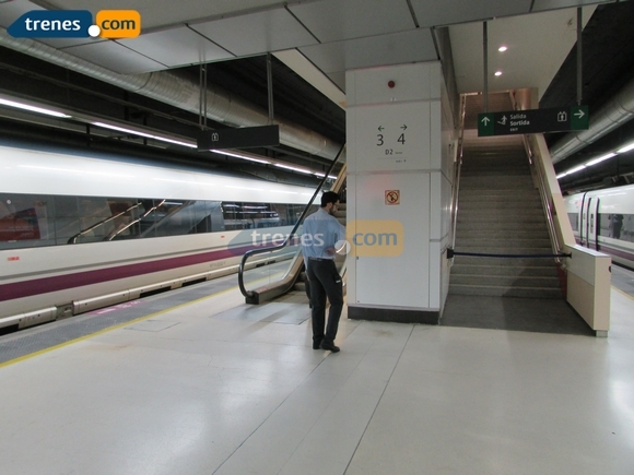 Disfruta viajando en tren y conociendo la ciudad de Santander