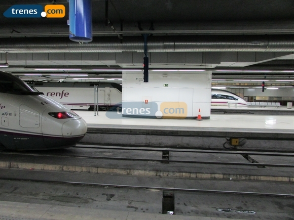 Ya está en servicio el “tren playero” entre Valladolid y Santander