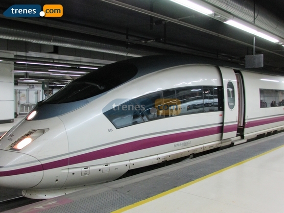 Disfruta de Zaragoza viajando en trenes AVE