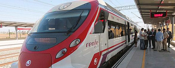 El tren entre Madrid y Cádiz vuelve a ganar al avión