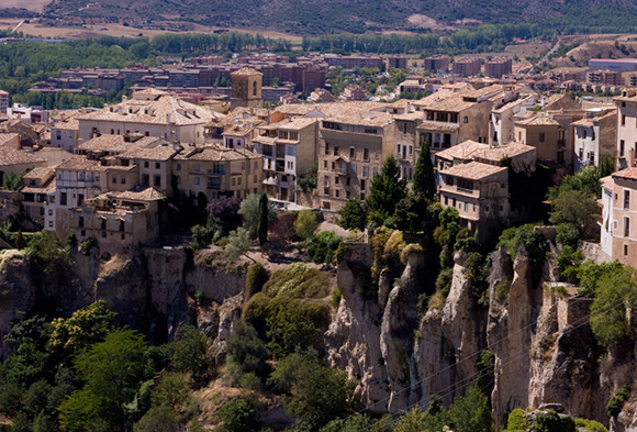 Aprovecha tus últimos días libres para viajar en AVE a Cuenca