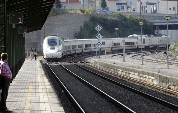Aumentan un 21’3% los pasajeros del tren Lugo Madrid