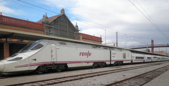 Disfruta de estos castillos templarios viajando en tren por España