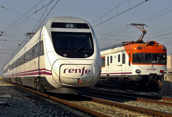 Se adelantan al 7 de abril los refuerzos en trenes entre Madrid y Cádiz