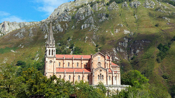 Viaja Barato en tren y conoce Asturias