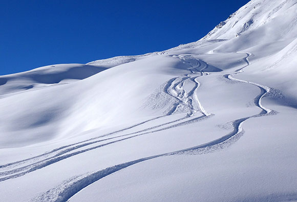 Viaja en trenes AVE a los Pirineos Franceses