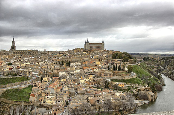 Haz un viaje en trenes AVE a Toledo y conoce la ciudad Imperial