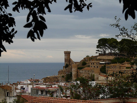 Viaja con trenes AVE a la Costa Brava y disfruta de estos pueblos tan pintorescos