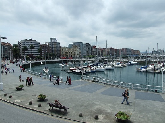 Trenes económicos para la Semana Grande Gijón 2017