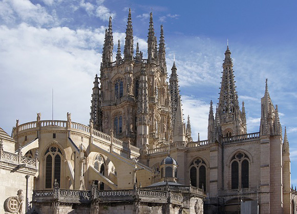 Viaja en trenes baratos a Burgos este 2018 y disfruta de su patrimonio arquitectónico