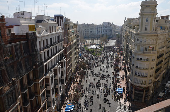 Billetes baratos de trenes AVE para viajar a las Fallas de Valencia 2018