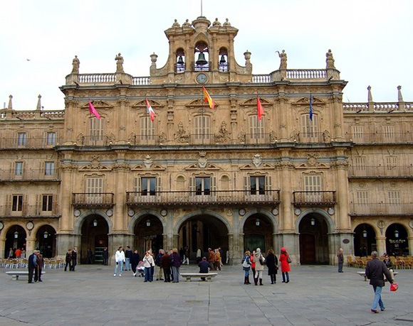 Viaja en trenes baratos a Salamanca en febrero 2018