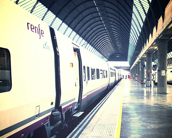En 2017 los españoles viajaron más, muchos lo hicieron en trenes AVE