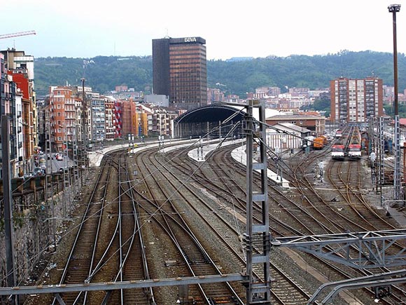 La estación de tren de Abando - Bilbao en 2019