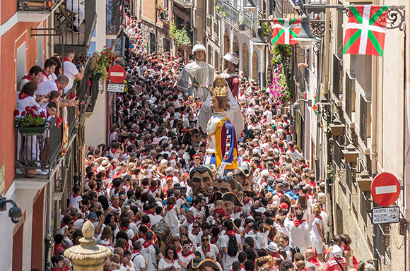 Trenes AVE reforzados para los Sanfermines 2019 de Pamplona