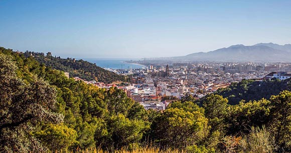 A Málaga en trenes AVE baratos en junio 2019