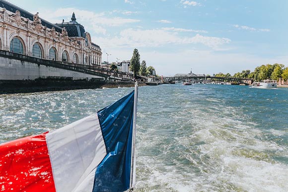 Trenes AVE baratos a París este agosto 2019