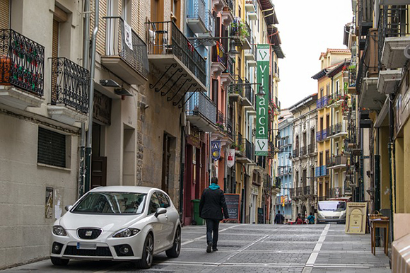 Trenes baratos para viajar a Pamplona en octubre 2019