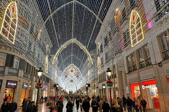 Vive una Navidad 2019 mágica viajando en AVE a Málaga